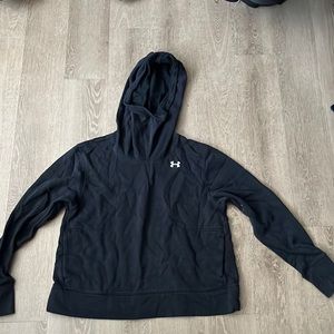 black under armour hoodie